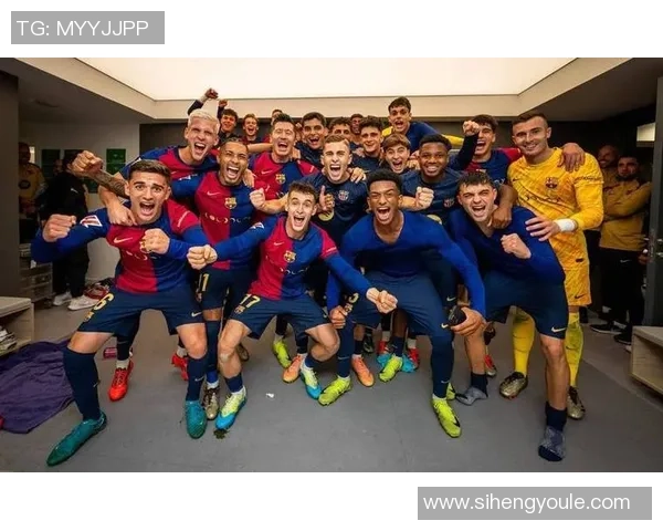 足球巨星争锋对决 谁主沉浮 球场巅峰对决激烈上演